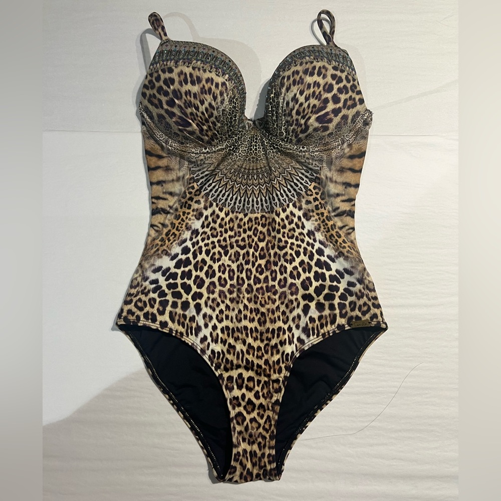 NWT CAMILLA moulded plunge cup one piece “call of the cathedral”